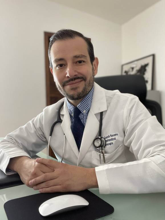 Dr. Guillermo Quezada Navarro, Cirujano General Guadalajara